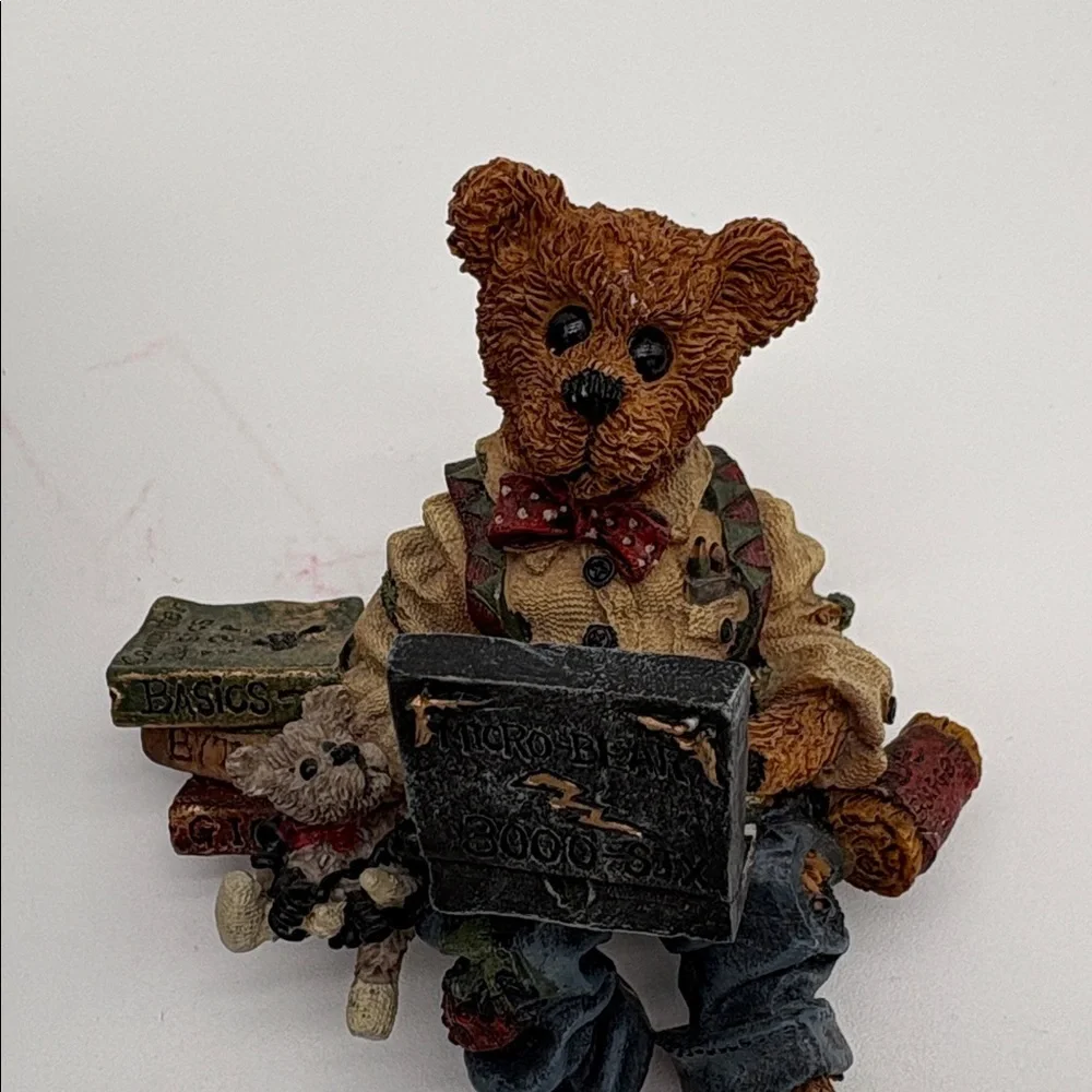 Boyds Bears Neville with Computer Figurine